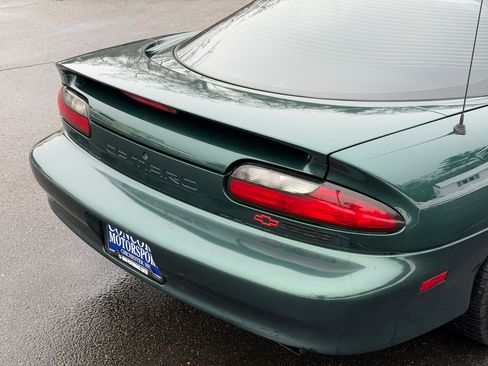 Used 1994 Chevrolet Camaro Z28 image 17