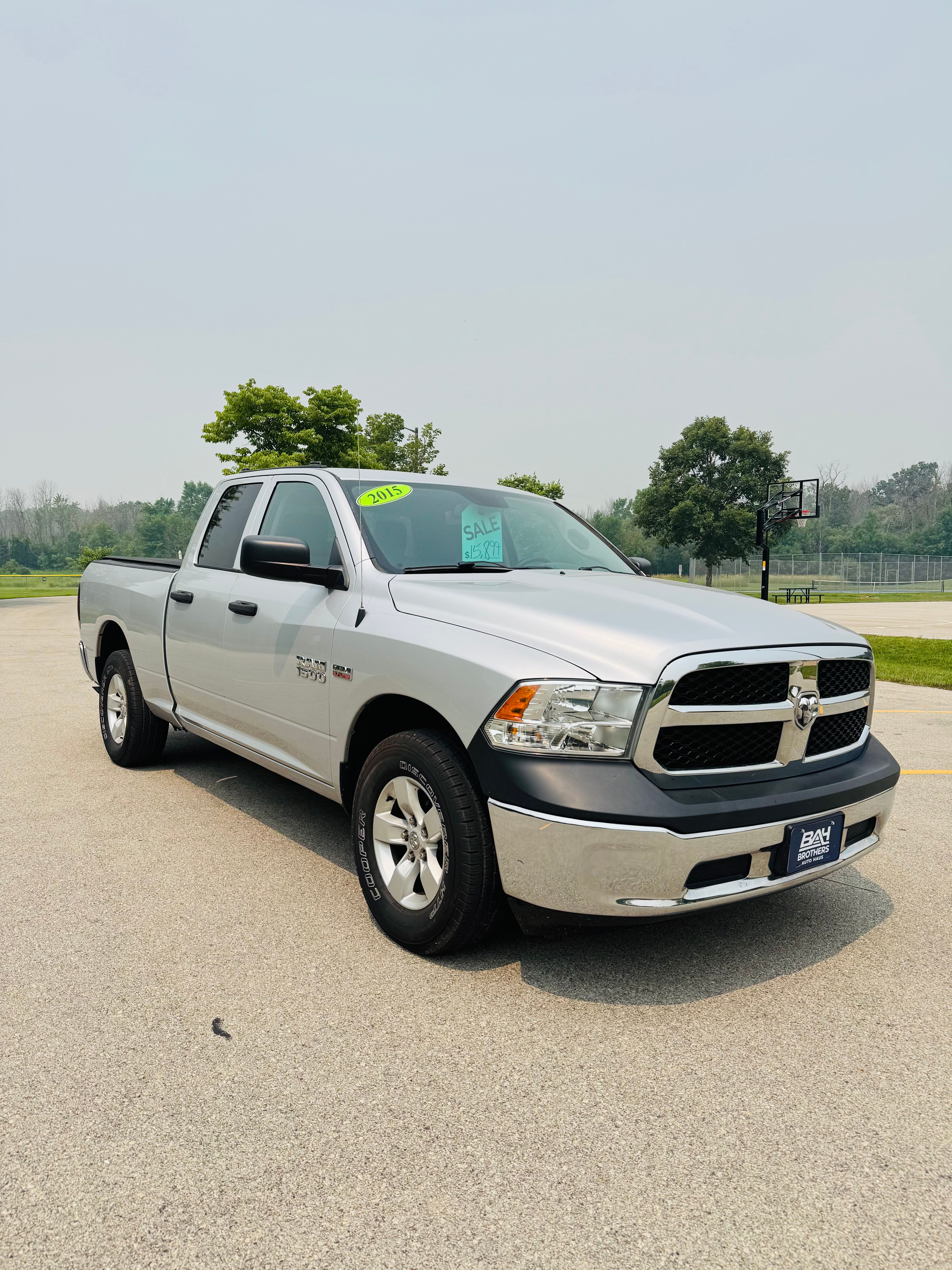 Used 2015 RAM 1500 4x4 Quad Cab ST image 2