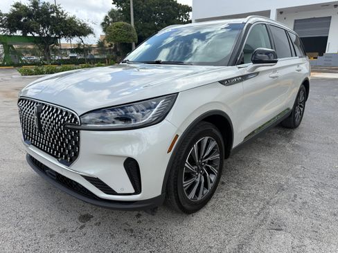 Used 2025 Lincoln Aviator 2WD Reserve image 1