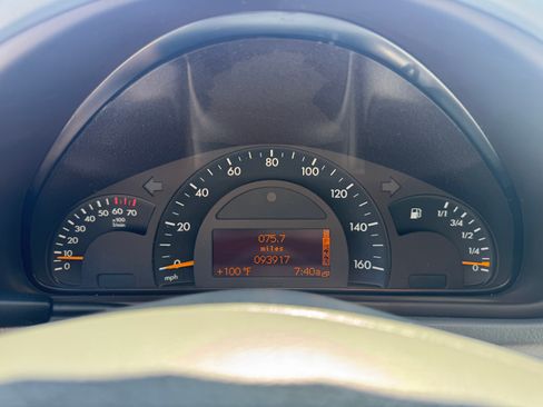 Used 2001 Mercedes-Benz C 320 Sedan image 26