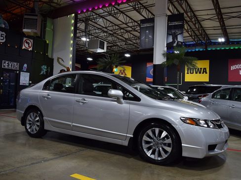 Used 2010 Honda Civic EX-L image 13