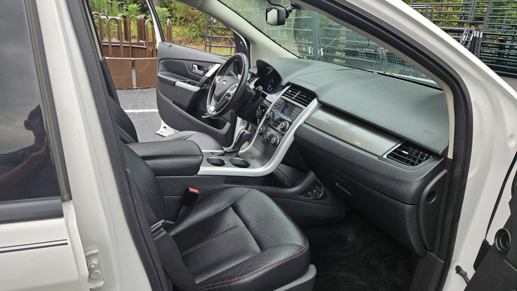Used 2012 Ford Edge AWD SEL image 16