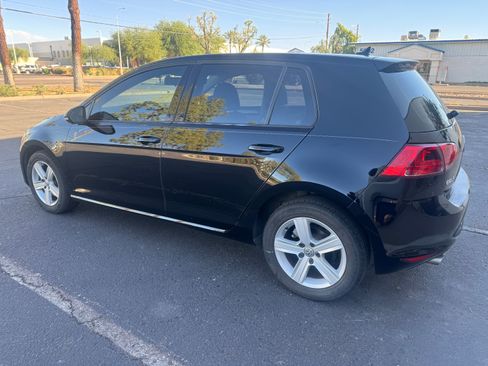 Used 2015 Volkswagen Golf TDI S image 5