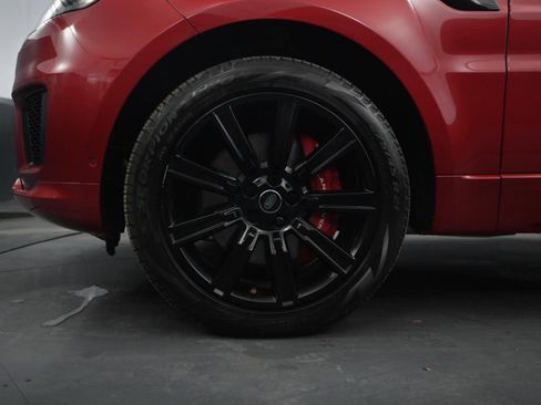 Used 2020 Land Rover Range Rover Sport HST image 10