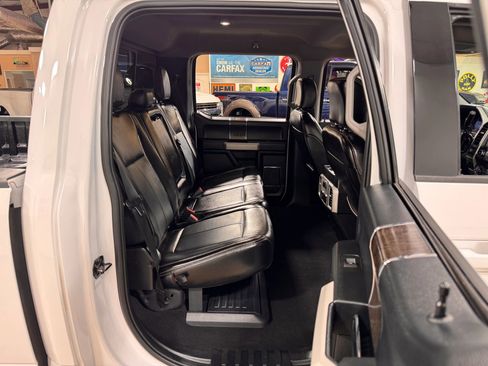 Used 2021 Ford F250 Lariat image 18