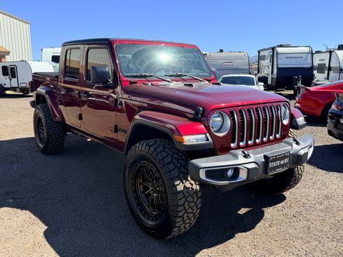 Used 2021 Jeep Gladiator Sport image 5