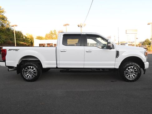 Used 2022 Ford F250 Lariat image 6