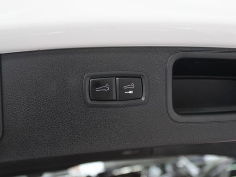 Used 2020 Porsche Macan S AWD/4WD image 35