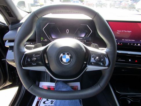 Used 2025 BMW 530i xDrive image 17