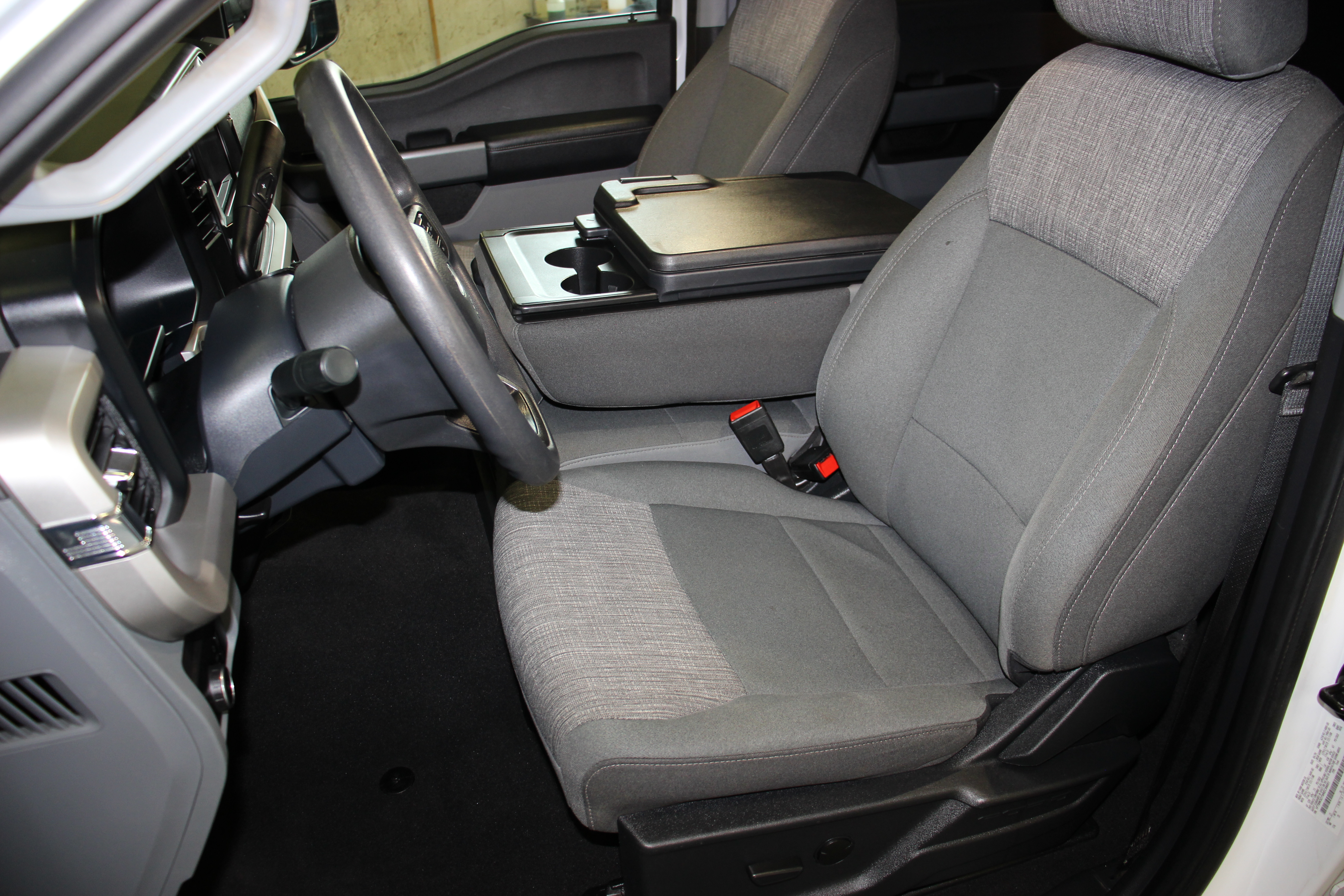 Used 2024 Ford F350 4x4 Crew Cab DRW Super Duty image 20