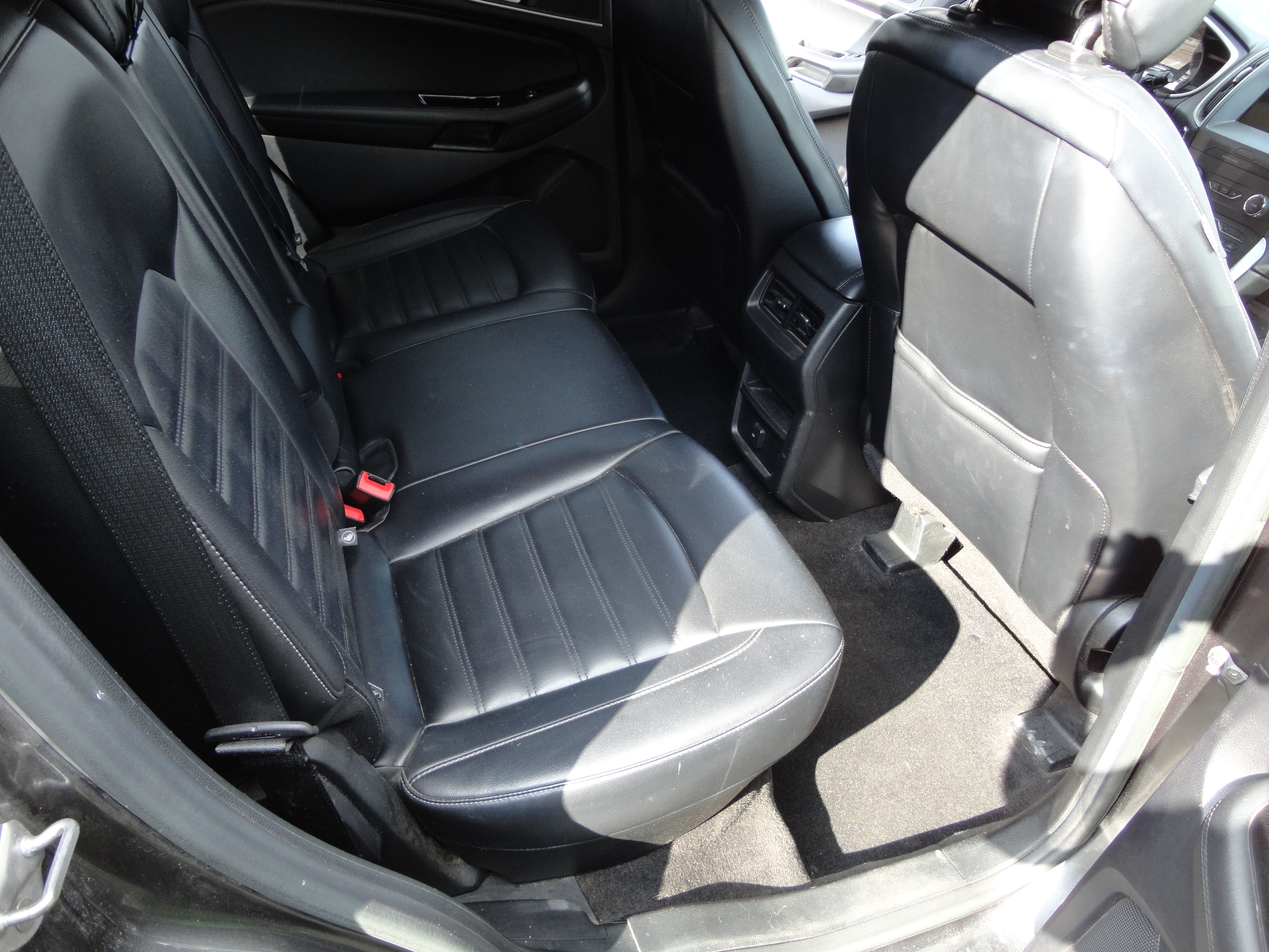 Used 2019 Ford Edge AWD SEL image 11