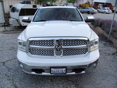 Used 2016 RAM 1500 Laramie image 5
