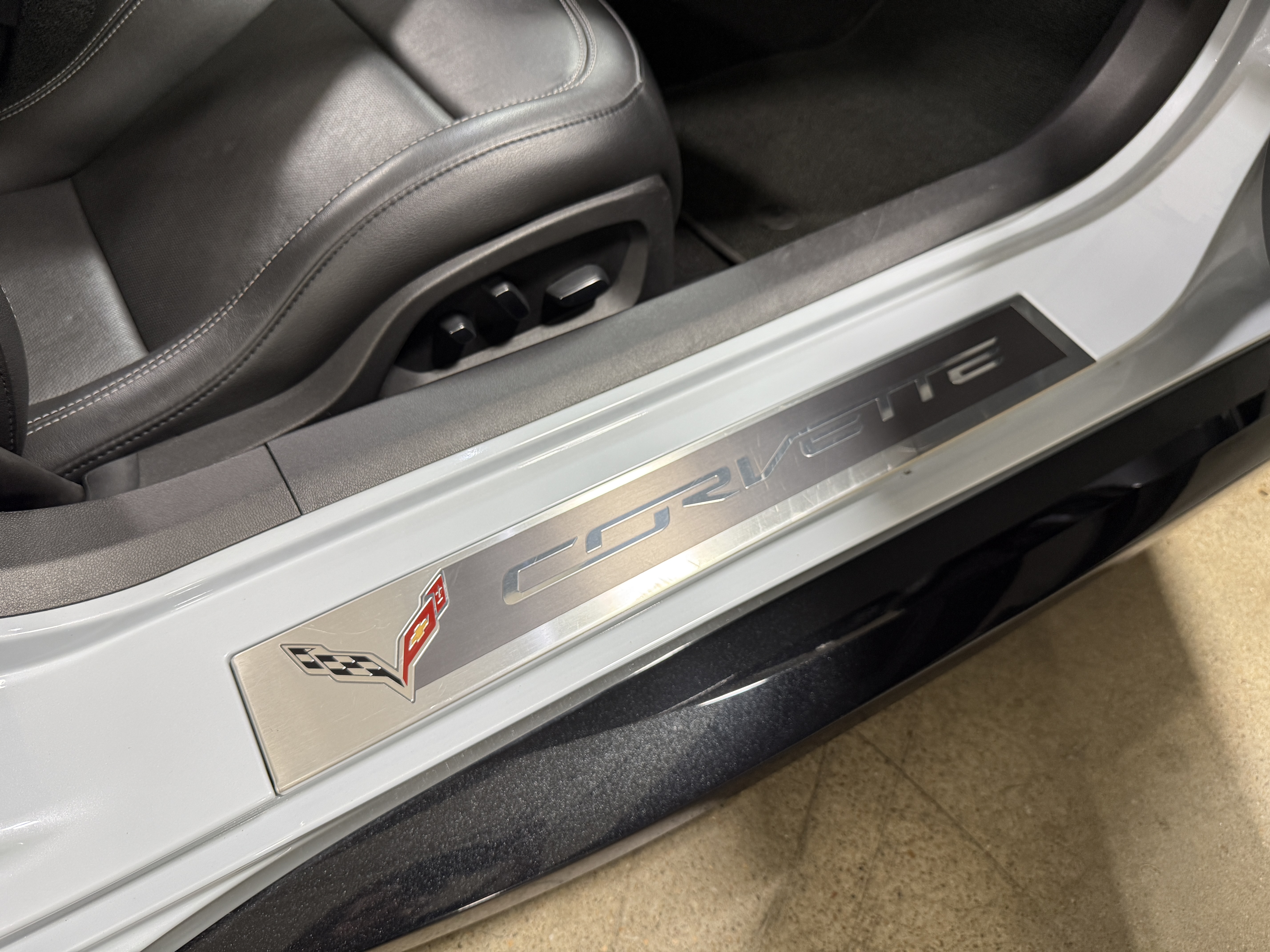 Used 2019 Chevrolet Corvette Grand Sport Coupe w/ 2LT RWD image 28