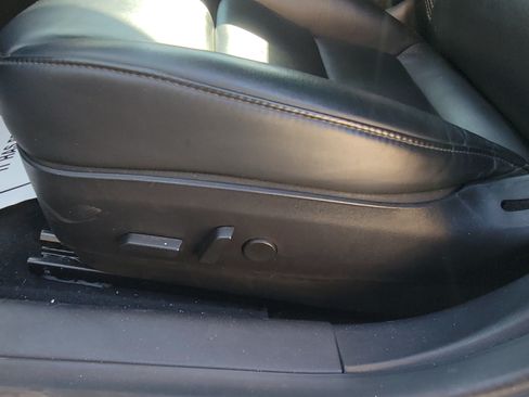 Used 2019 Tesla Model 3 image 8