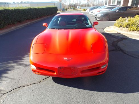 Used 1999 Chevrolet Corvette image 2