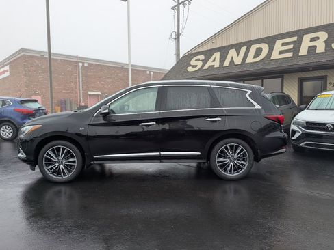 Used 2020 INFINITI QX60 Signature Edition image 2
