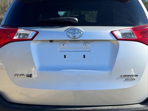 Used 2014 Toyota RAV4 Limited image 5