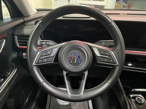 Used 2024 Buick Envision AWD Preferred image 20