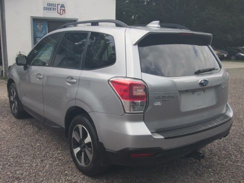 Used 2018 Subaru Forester 2.5i Premium image 10