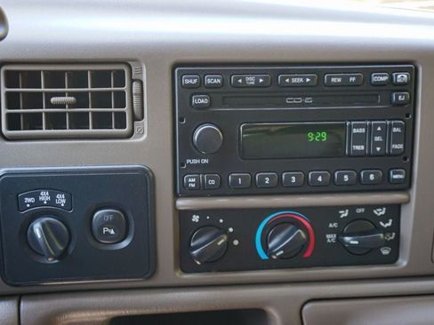 Used 2003 Ford F350 4x4 Crew Cab Lariat DRW image 11