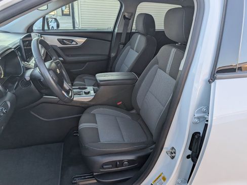 Used 2023 Chevrolet Blazer LT image 6