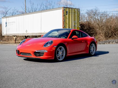 Used 2013 Porsche 911 Carrera image 4