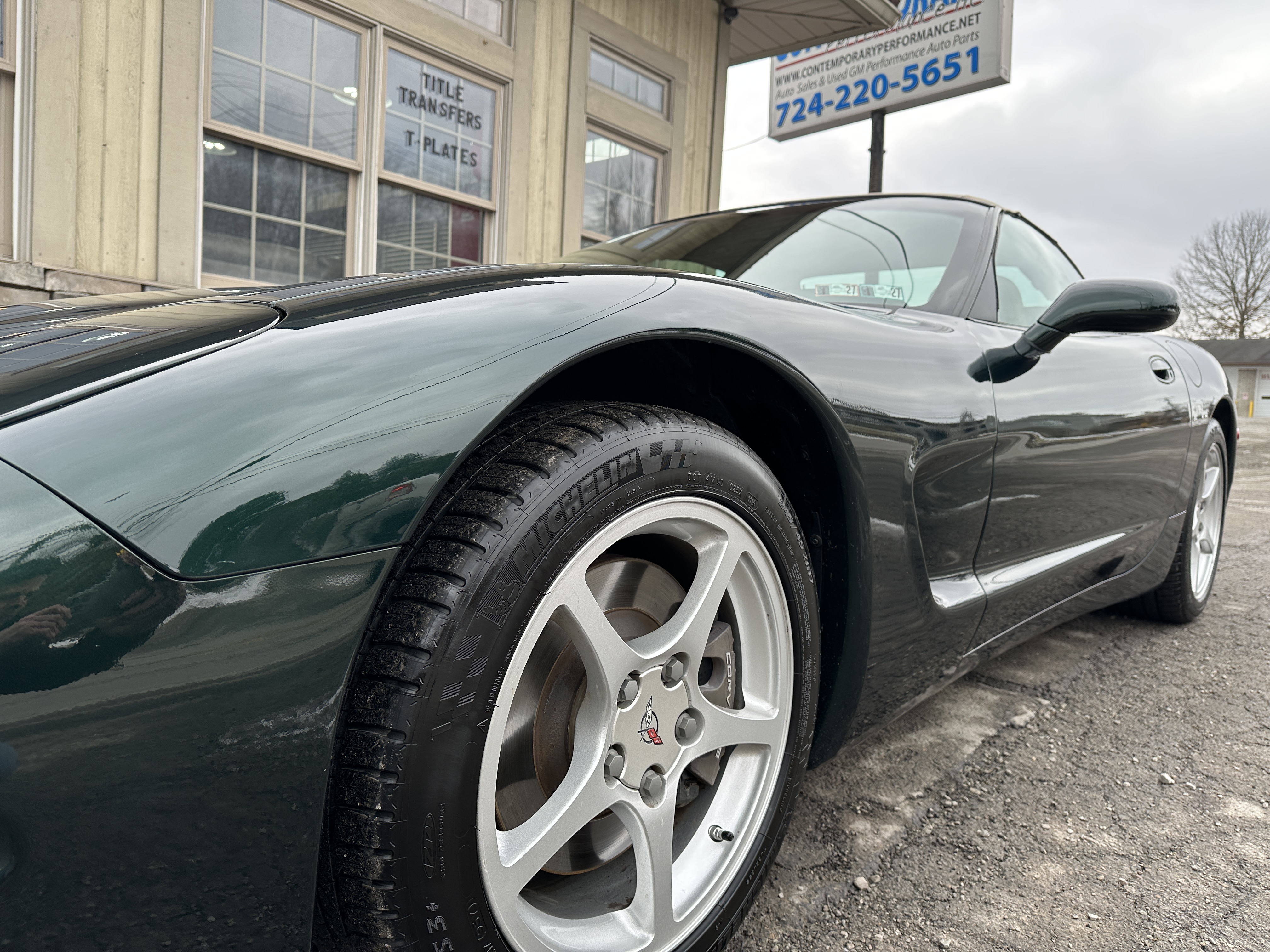 Used 2000 Chevrolet Corvette RWD image 9