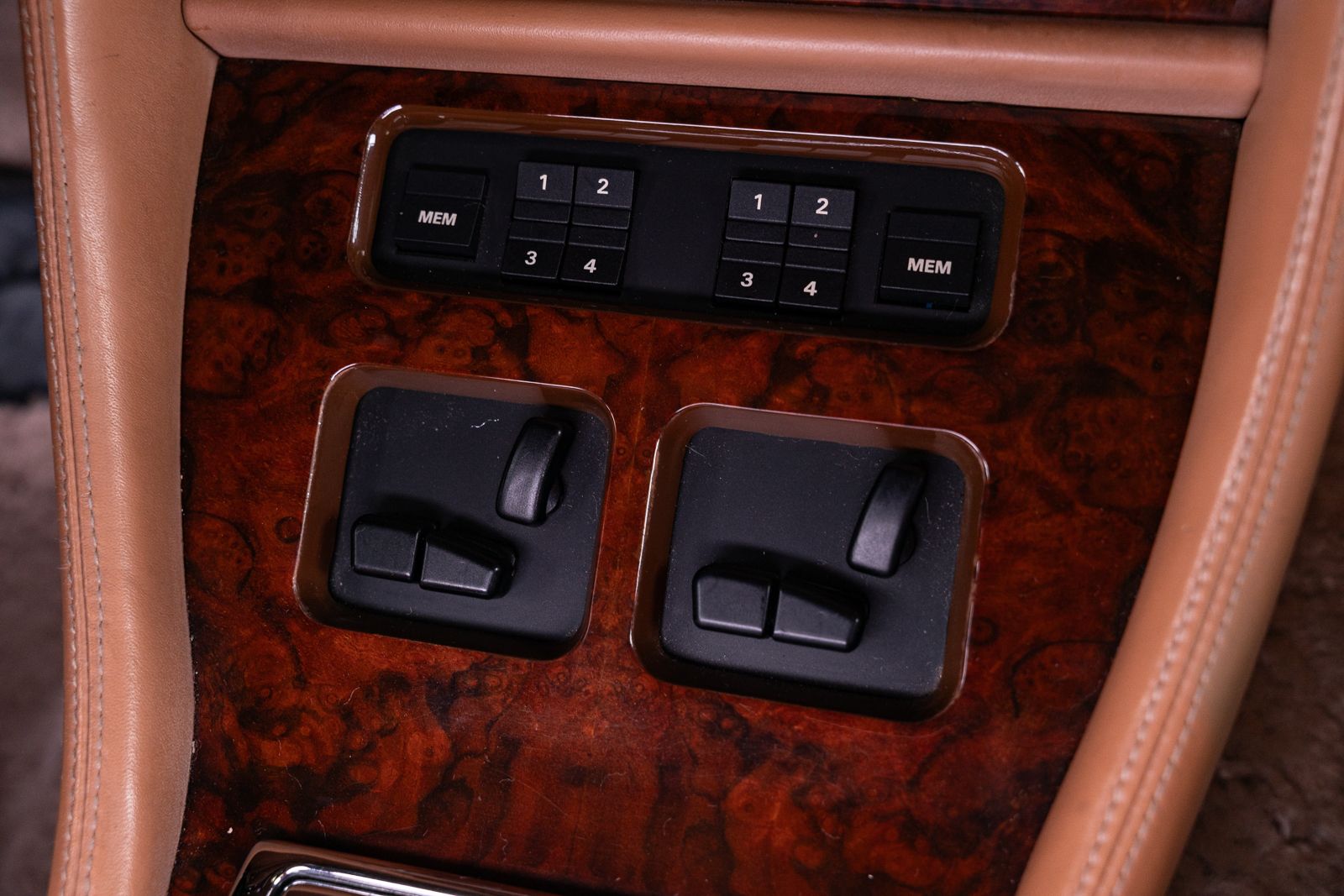 Used 1989 Bentley Continental RWD image 75
