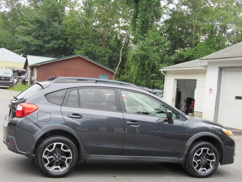 Used 2016 Subaru Crosstrek 2.0i Premium AWD/4WD image 10
