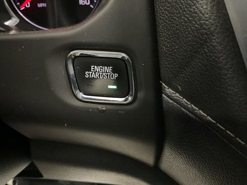 Used 2018 GMC Acadia SLE image 23