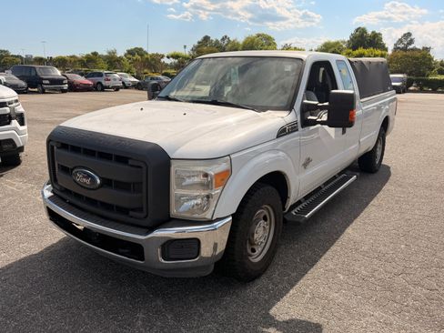 Used 2013 Ford F250 RWD image 1