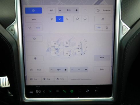 Used 2016 Tesla Model X P90D image 16