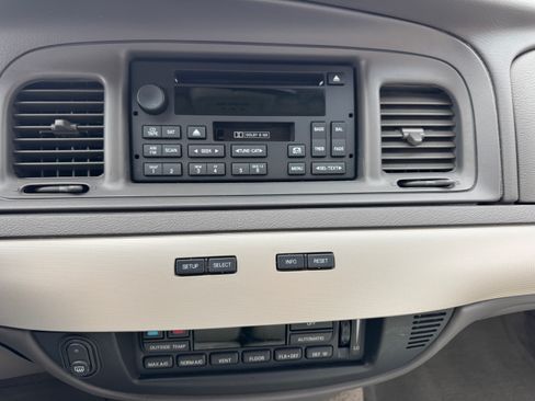 Used 2008 Mercury Grand Marquis LS image 5