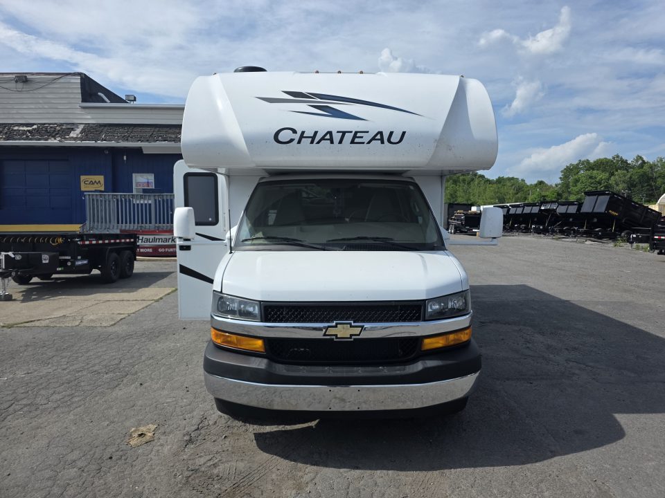 Used 2023 Chevrolet Express 3500 UNAVAIL RWD image 3