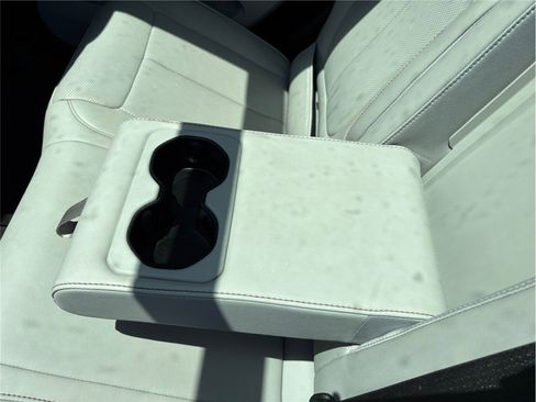 Used 2022 Jeep Grand Cherokee Overland image 46