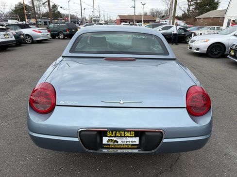 Used 2005 Ford Thunderbird 50th Anniversary image 31