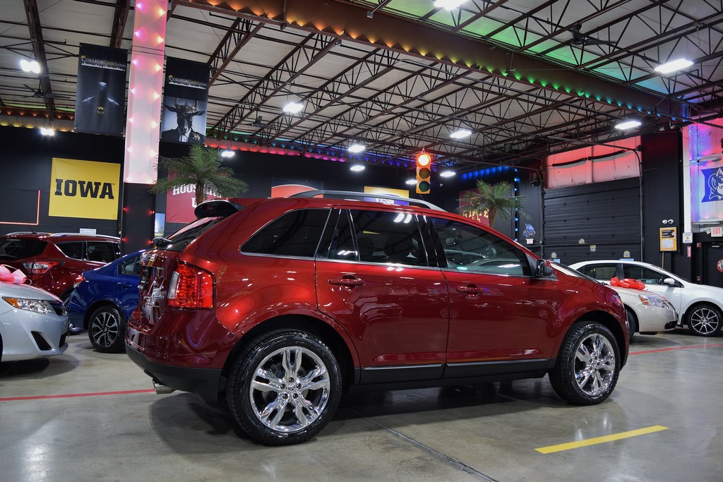 Used 2013 Ford Edge Limited FWD image 8