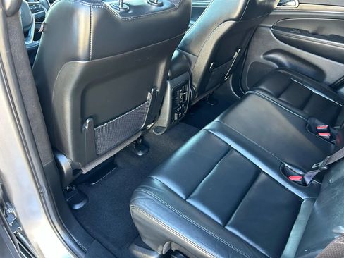 Used 2019 Jeep Grand Cherokee Limited image 33