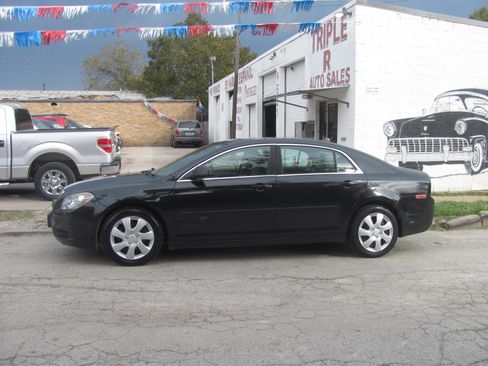 Used 2012 Chevrolet Malibu LS image 1