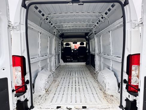 Used 2023 RAM ProMaster 2500 image 16