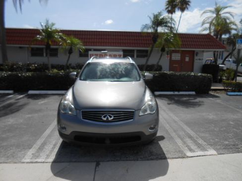 Used 2010 INFINITI EX35 2WD image 8