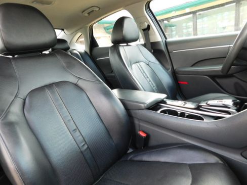 Used 2021 Hyundai Sonata SE image 25