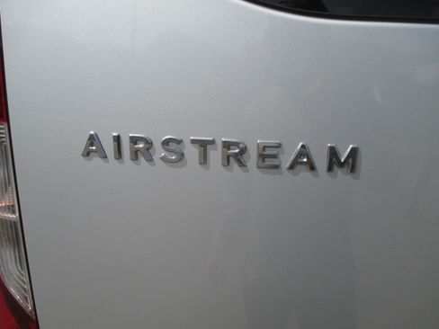 Used 2022 Mercedes-Benz Sprinter 4x4 2500 144 Cargo image 35