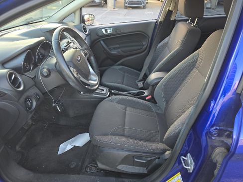 Used 2014 Ford Fiesta SE image 6