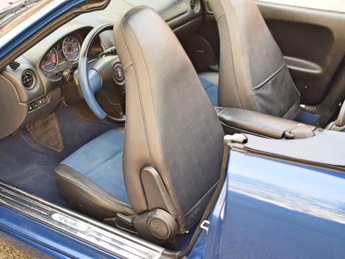 Used 1999 MAZDA MX-5 Miata 10th Anniversary Edition image 34