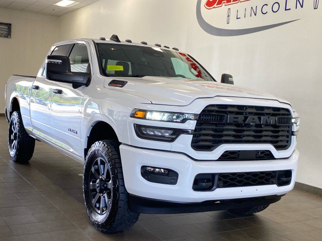 Used 2026 RAM 3500 Big Horn AWD/4WD image 2