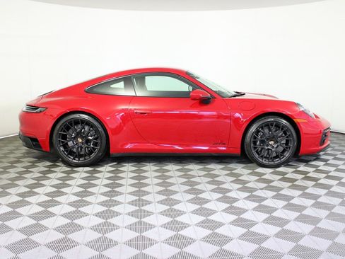 Used 2024 Porsche 911 Carrera GTS image 8