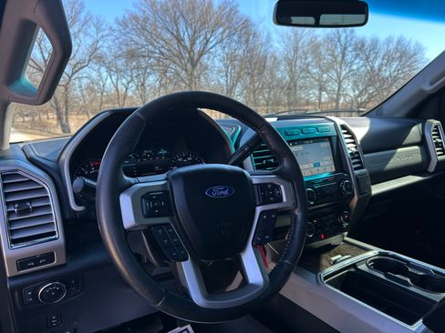 Used 2017 Ford F250 Lariat image 15