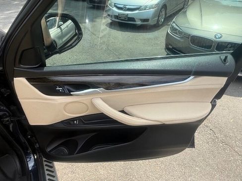 Used 2017 BMW X5 xDrive35i image 11