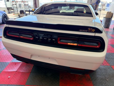 Used 2019 Dodge Challenger R/T Scat Pack Widebody RWD image 17